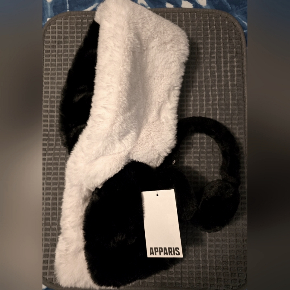 Apparis Pull Through Scarf and Ear Muff Set